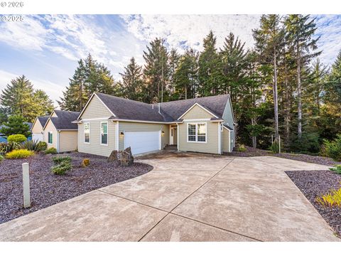 4161 SE INLET AVE Lincoln City OR 97367