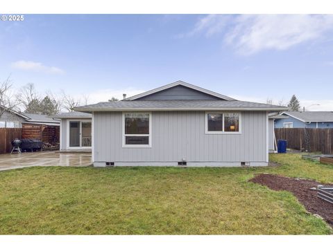 A home in Stayton