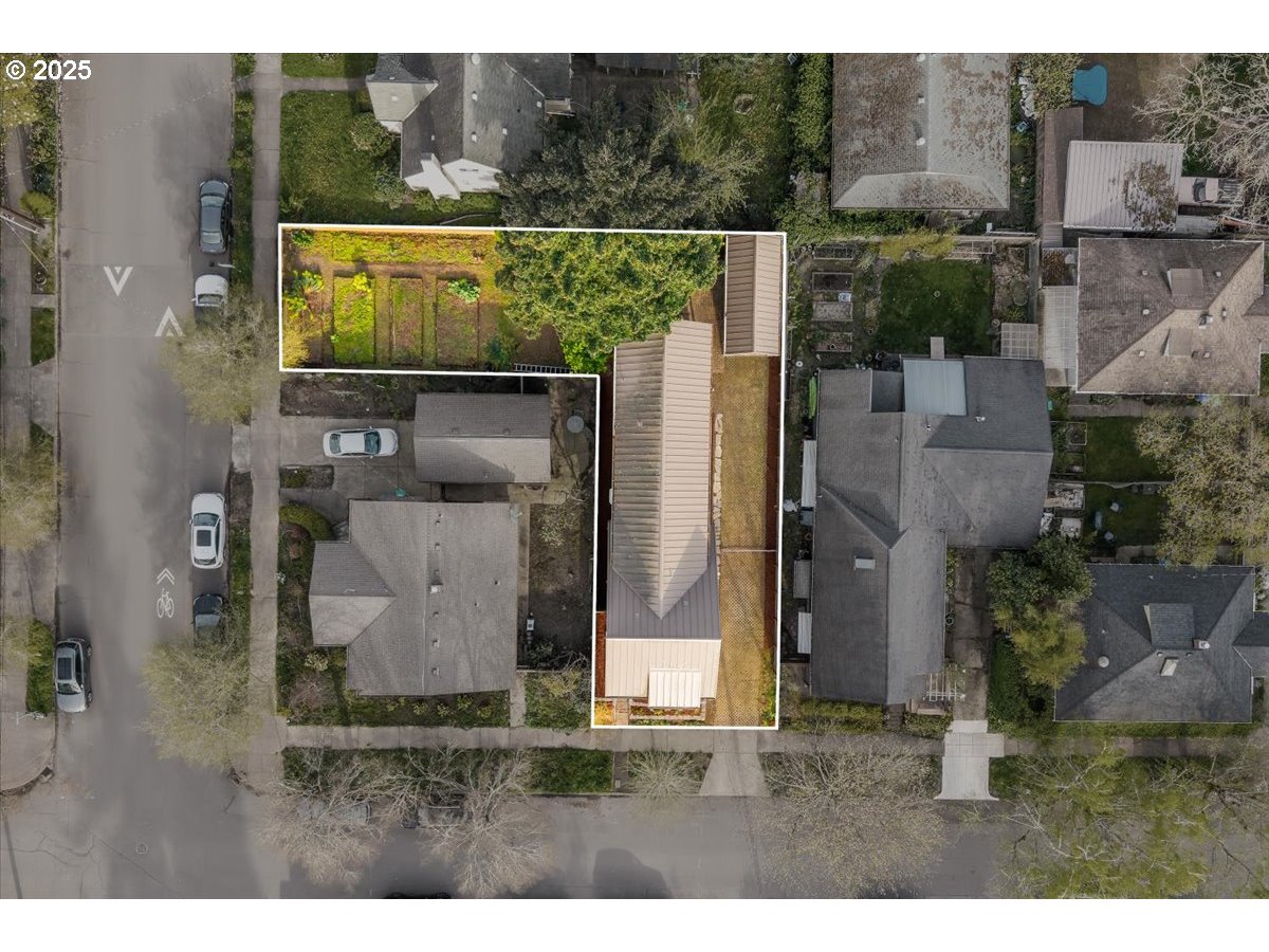 8316 SE 7TH AVE