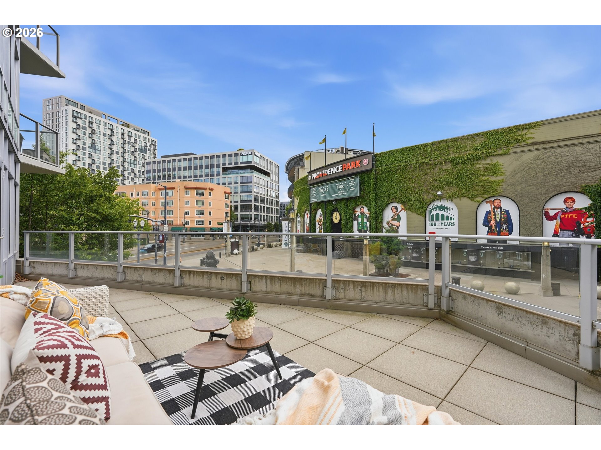 1926 W BURNSIDE ST 216
