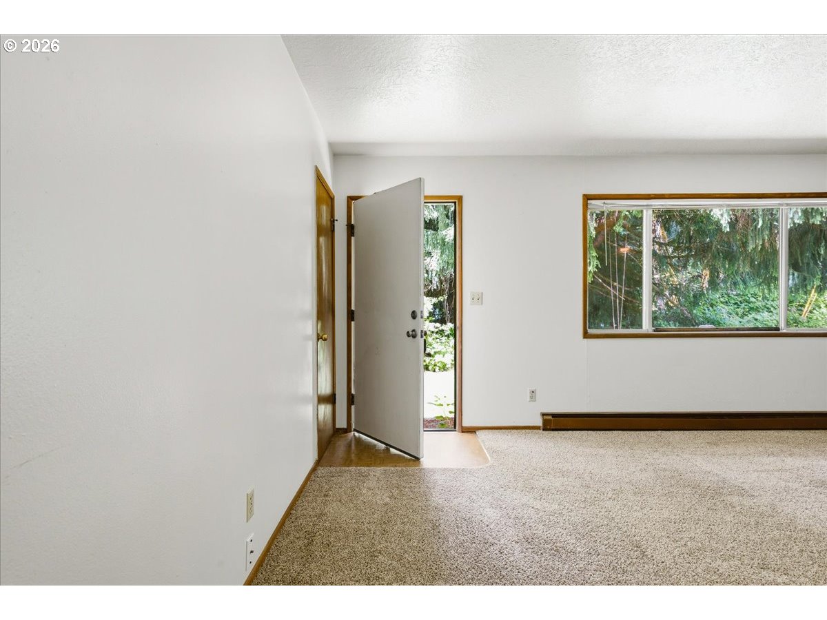 620 NE 69TH AVE