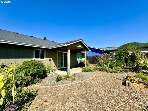 A home in Myrtle Creek