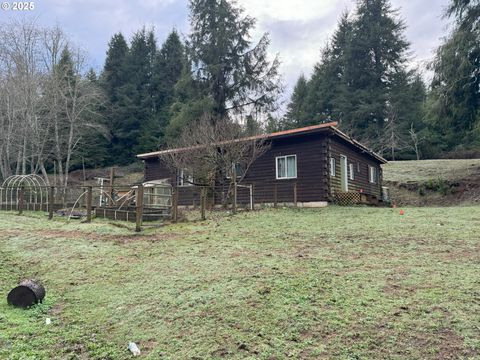 A home in Coos Bay