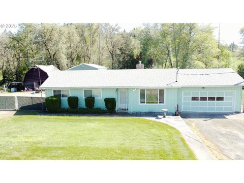 367 FAWN DR Roseburg OR 97470