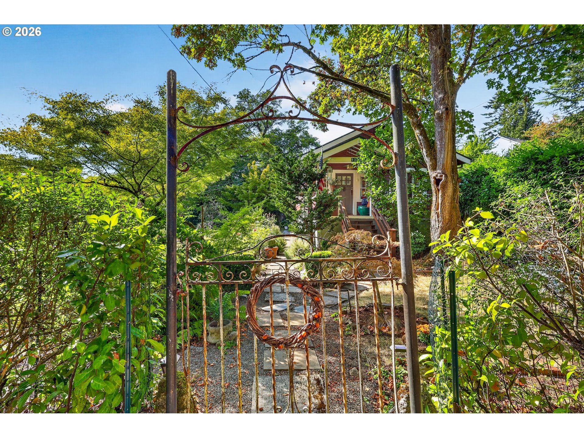 9225 SW BOONES FERRY RD