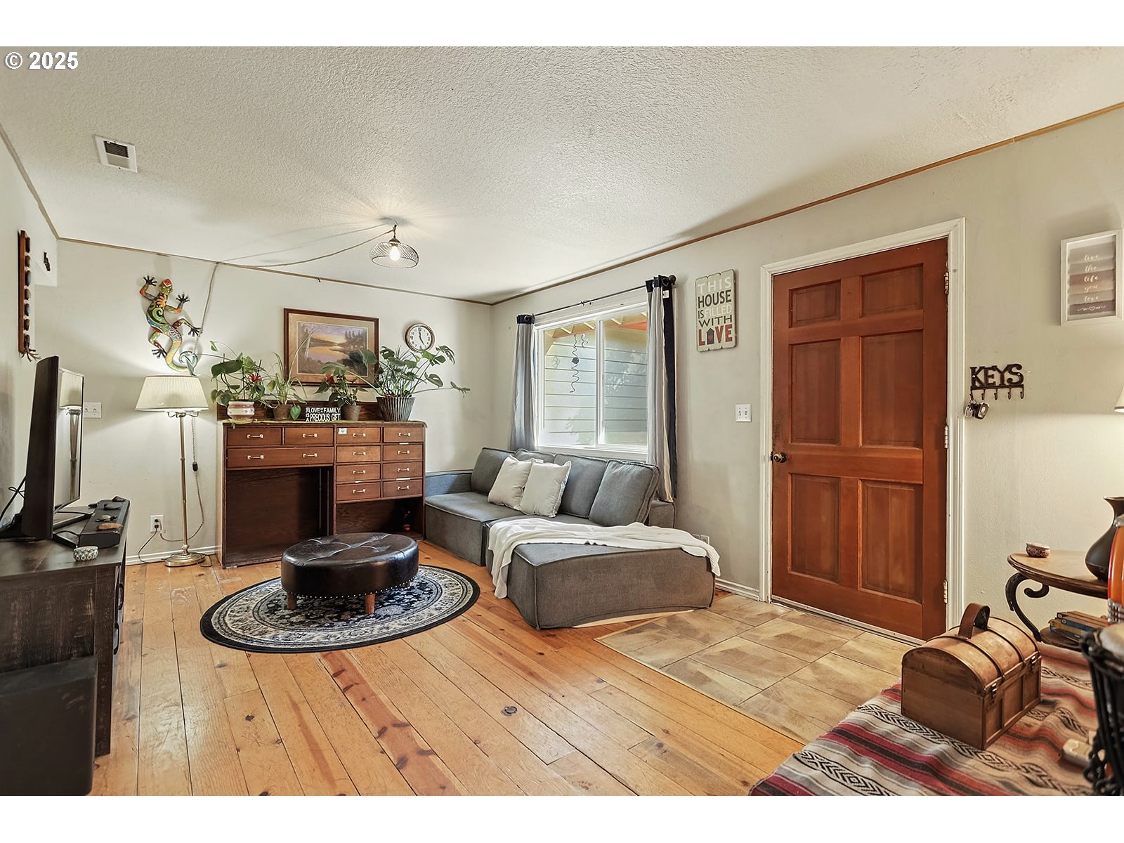 23 TROUT LAKE PARK RD