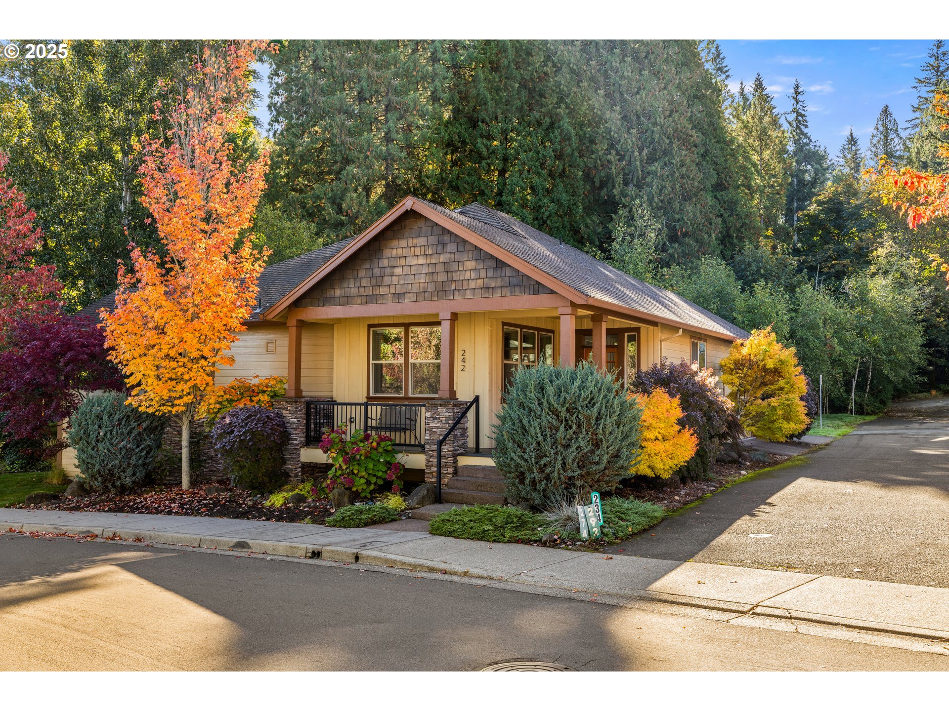 242 SE 29TH ST