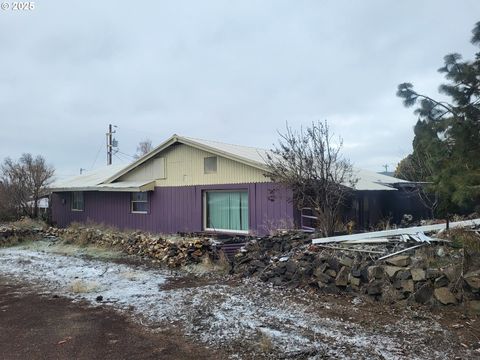 A home in Wasco