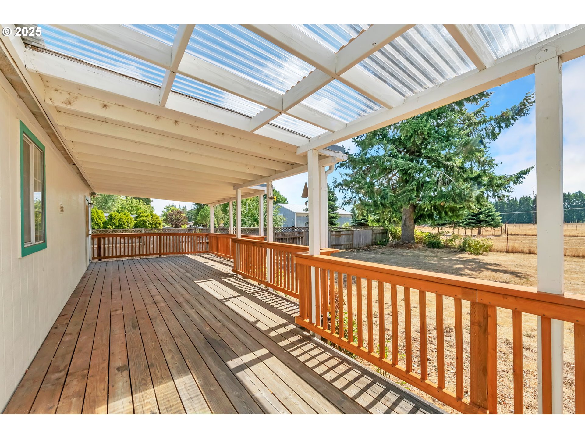 25082 STRAWBERRY LN