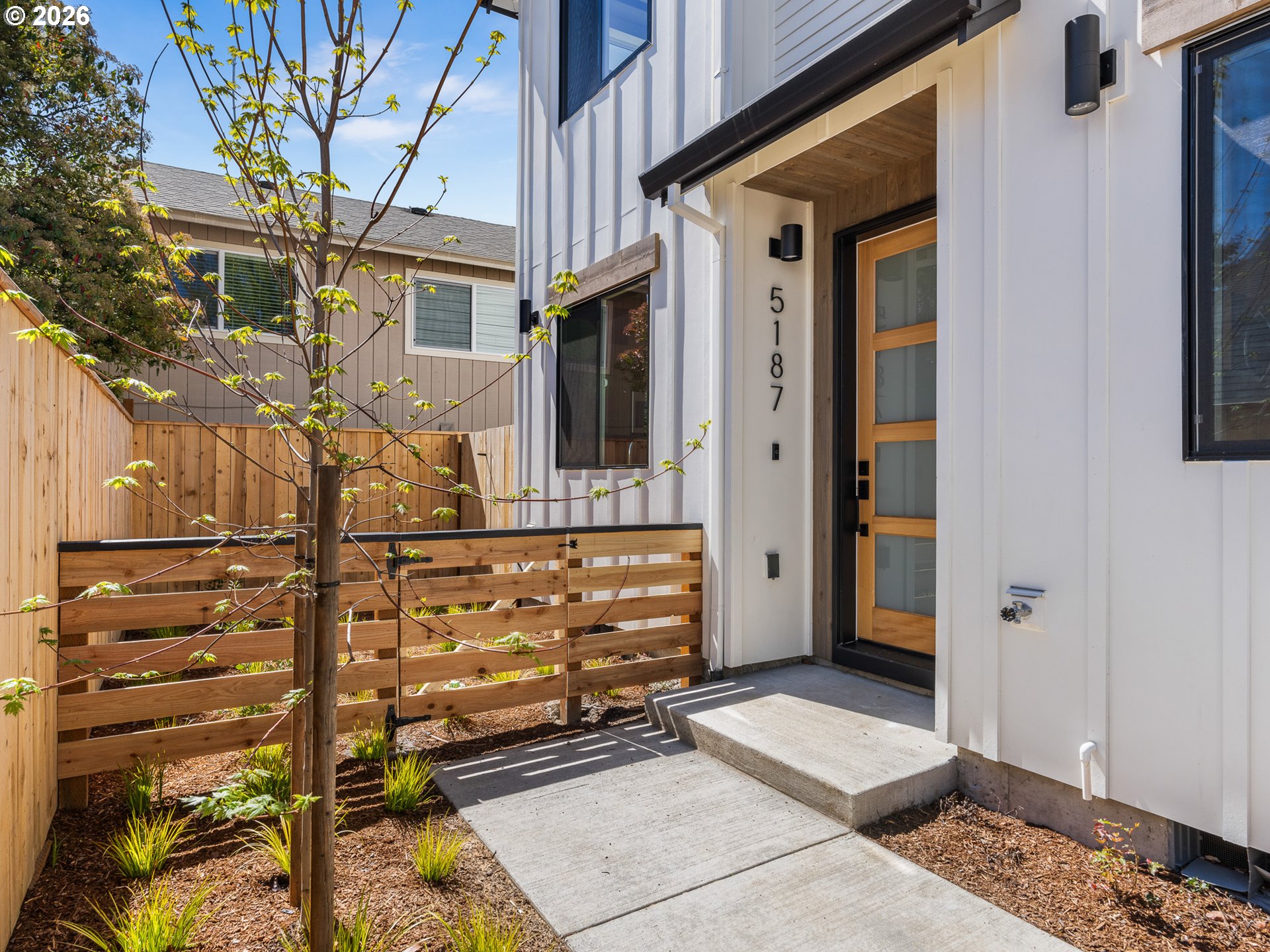 5187 SE 28th AVE
