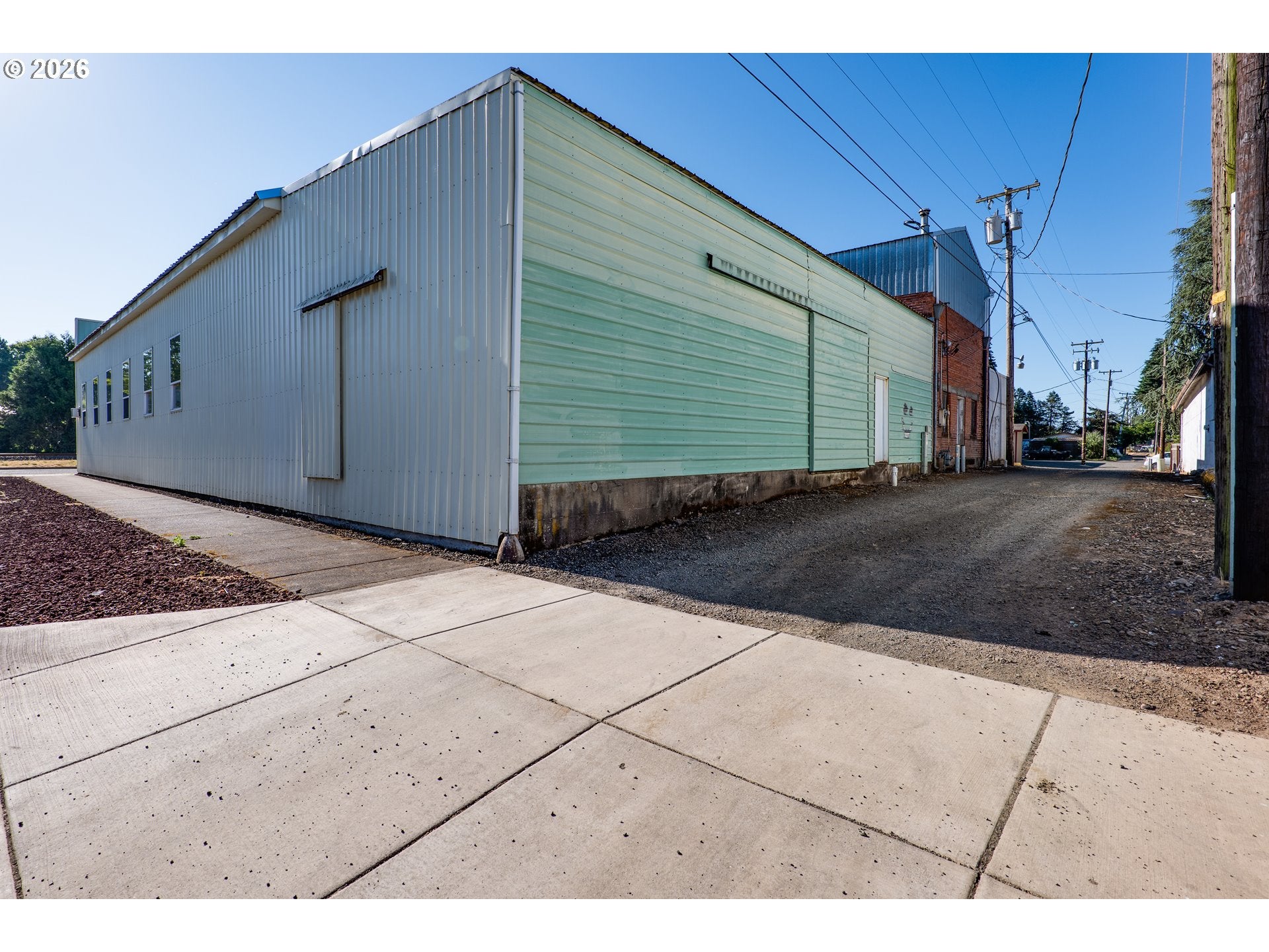 489 FRONT ST