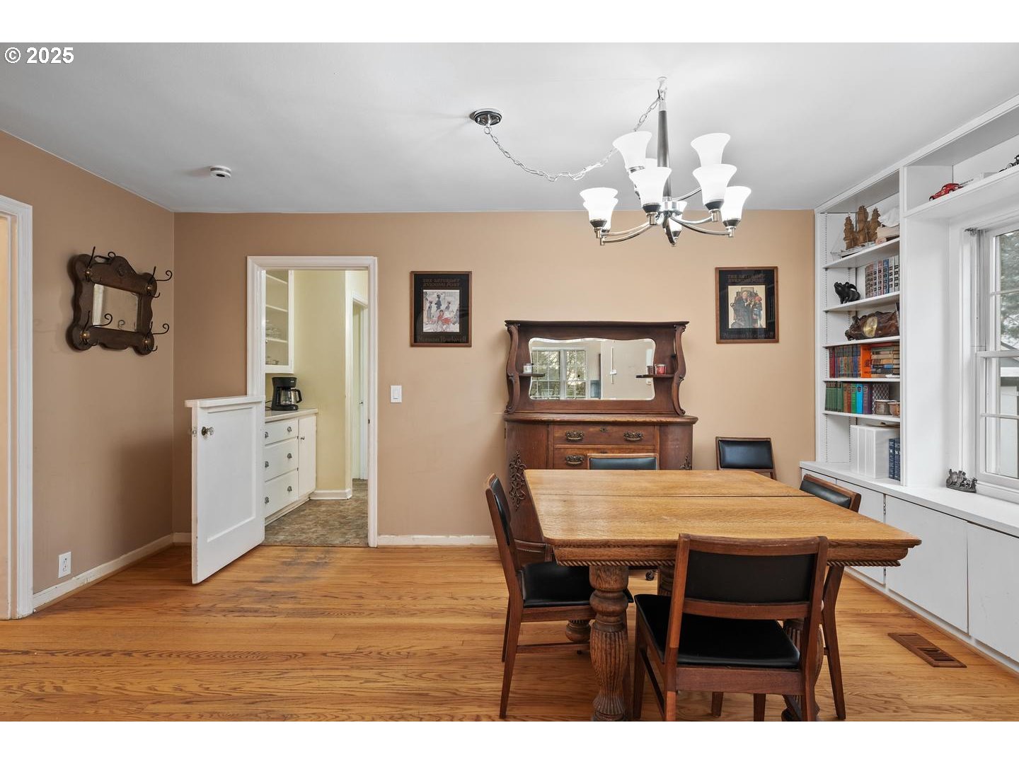 9311/9315 SE GRANT ST