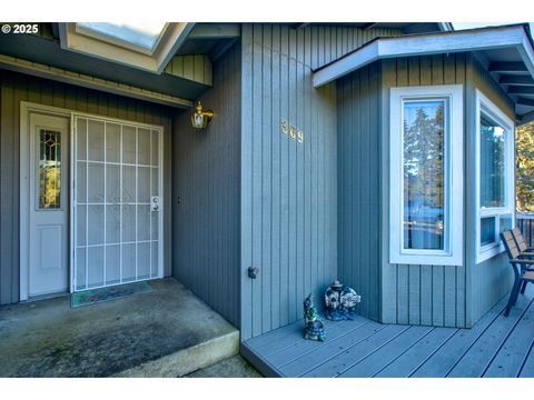 A home in Roseburg