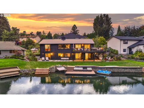 A home in Tigard