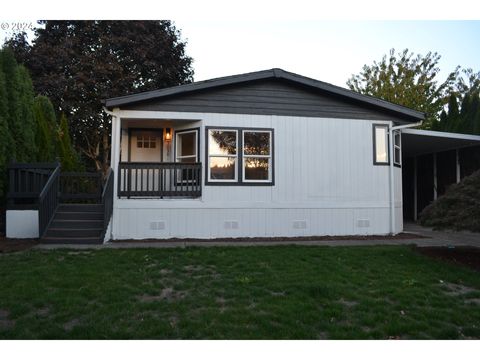 A home in Keizer