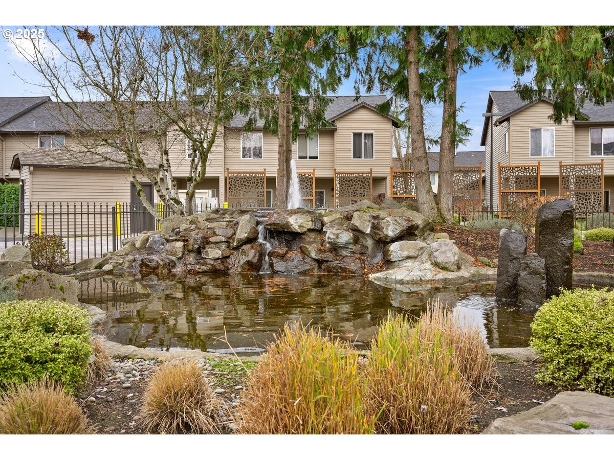 5264 NE 121ST AVE U223