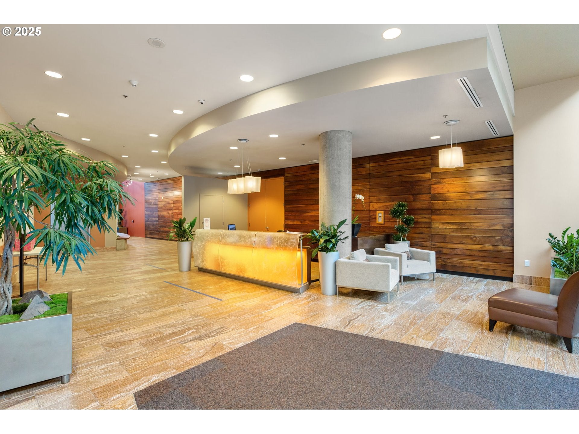 922 NW 11TH AVE 806