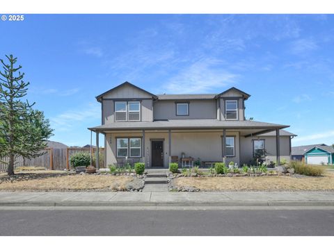 Photo of 65 Honer Loop, Creswell, OR 97426 (MLS # 391433248)