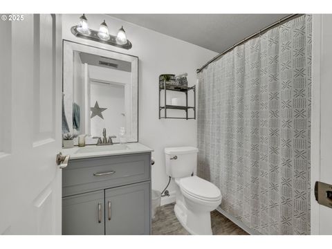Tiny photo for 65 Honer Loop, Creswell, OR 97426 (MLS # 391433248)