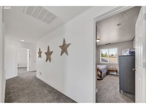 Tiny photo for 65 Honer Loop, Creswell, OR 97426 (MLS # 391433248)