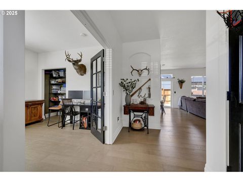 Tiny photo for 65 Honer Loop, Creswell, OR 97426 (MLS # 391433248)