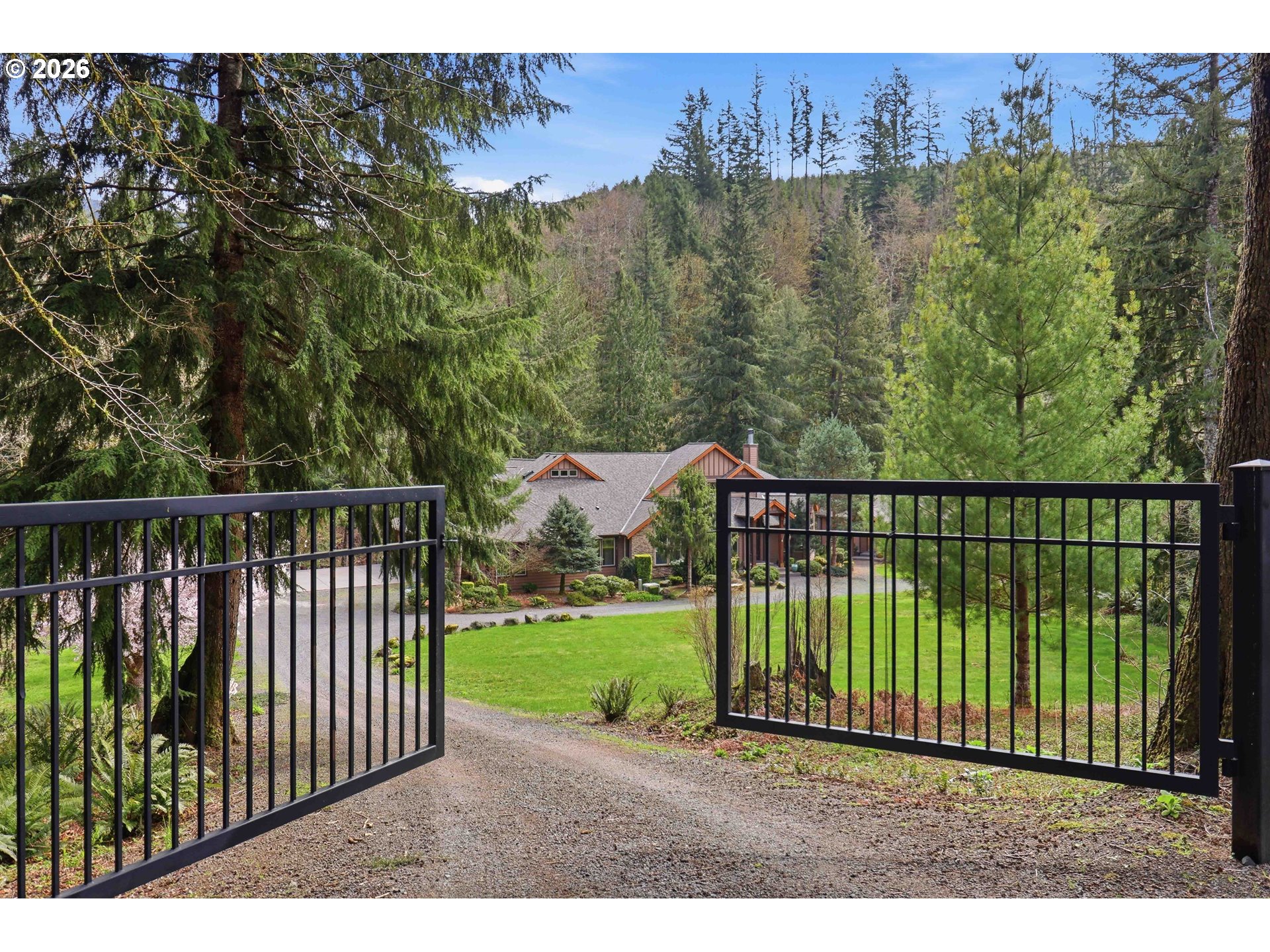 125 ROYAL COACHMAN LN