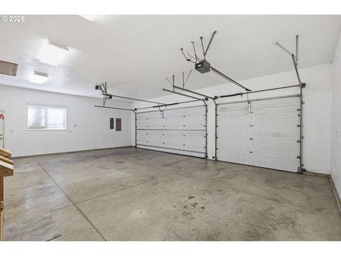 Tiny photo for 82155 Bear Creek Rd, Creswell, OR 97426 (MLS # 522868479)