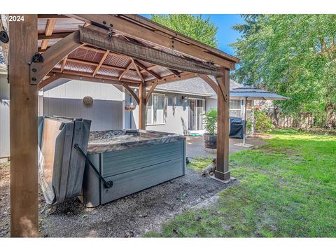 A home in Newberg