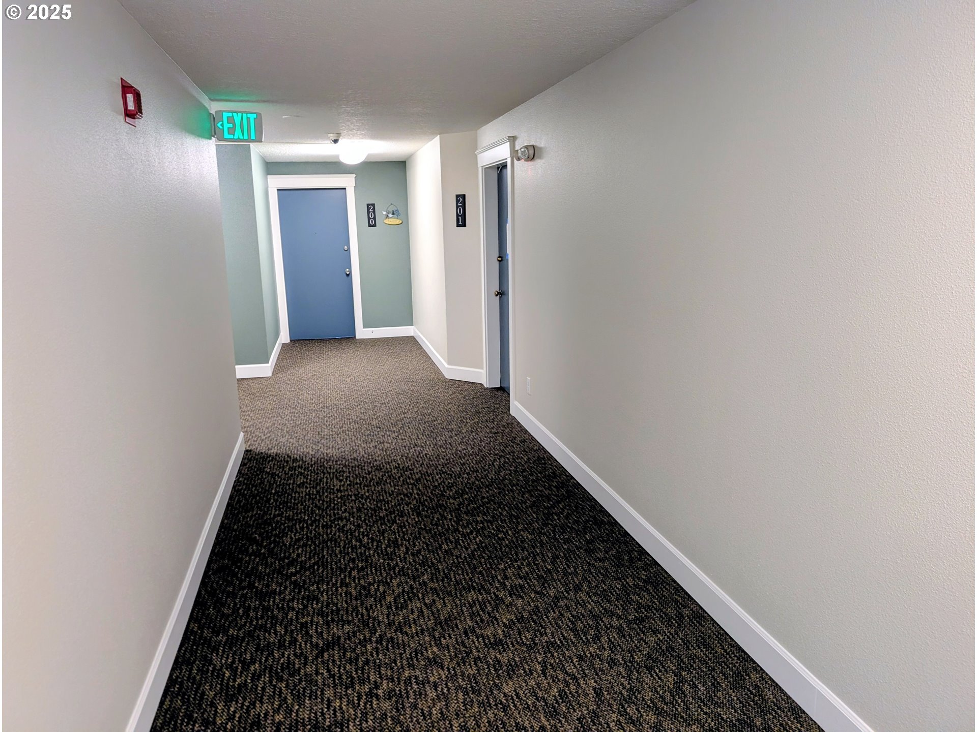 8720 SW TUALATIN RD 201