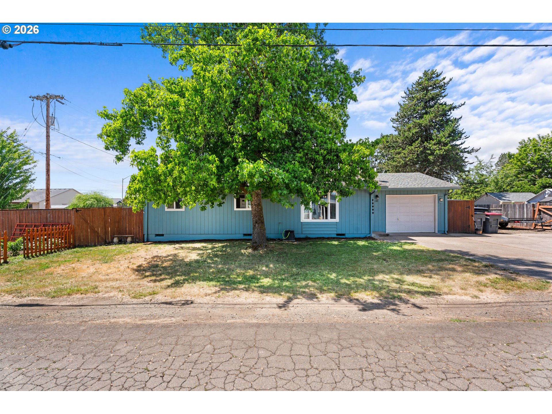 390 S BALM ST
