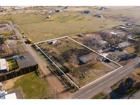 A home in Hermiston