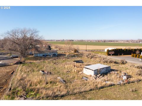 A home in Hermiston