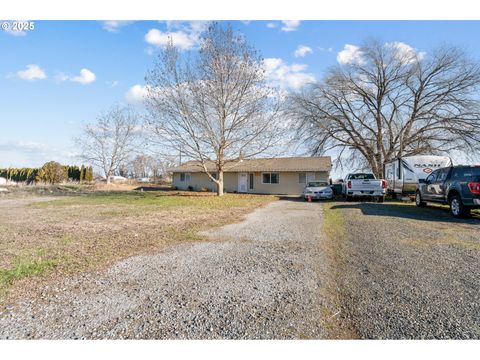 A home in Hermiston