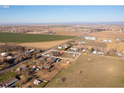 A home in Hermiston