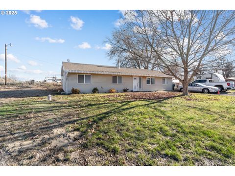 A home in Hermiston