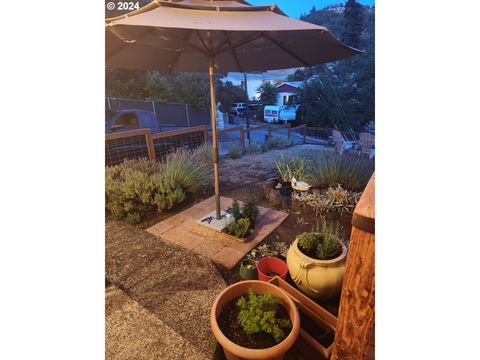 listing image 24