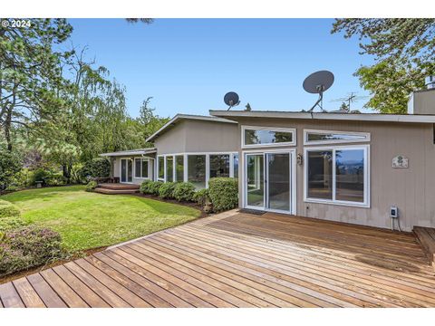 A home in West Linn