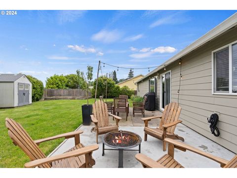 A home in Newberg