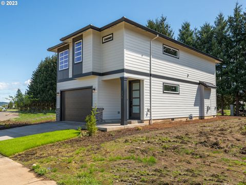 Tiny photo for 336 Sunday Dr, Creswell, OR 97426 (MLS # 217231465)