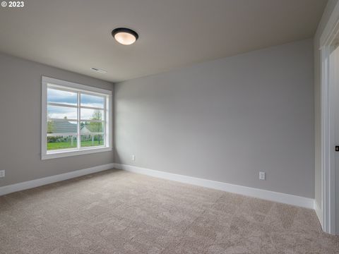 Tiny photo for 336 Sunday Dr, Creswell, OR 97426 (MLS # 217231465)
