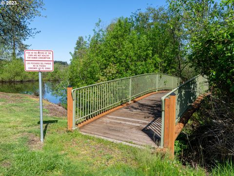 Tiny photo for 336 Sunday Dr, Creswell, OR 97426 (MLS # 217231465)