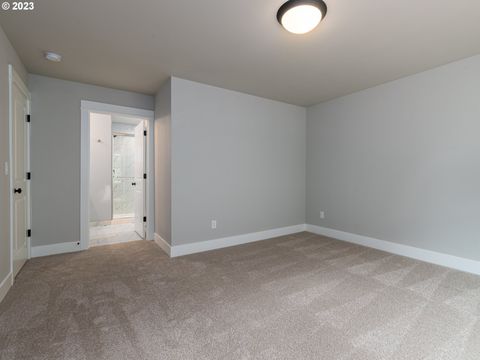 Tiny photo for 336 Sunday Dr, Creswell, OR 97426 (MLS # 217231465)