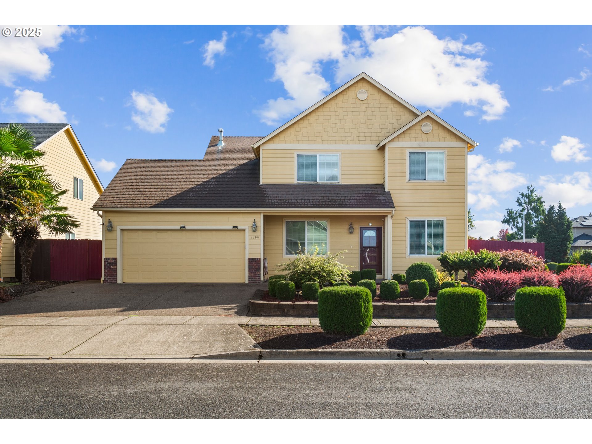 Photo 1 of 42 — 4199 GERANIUM LOOP NE, Salem, OR 97305