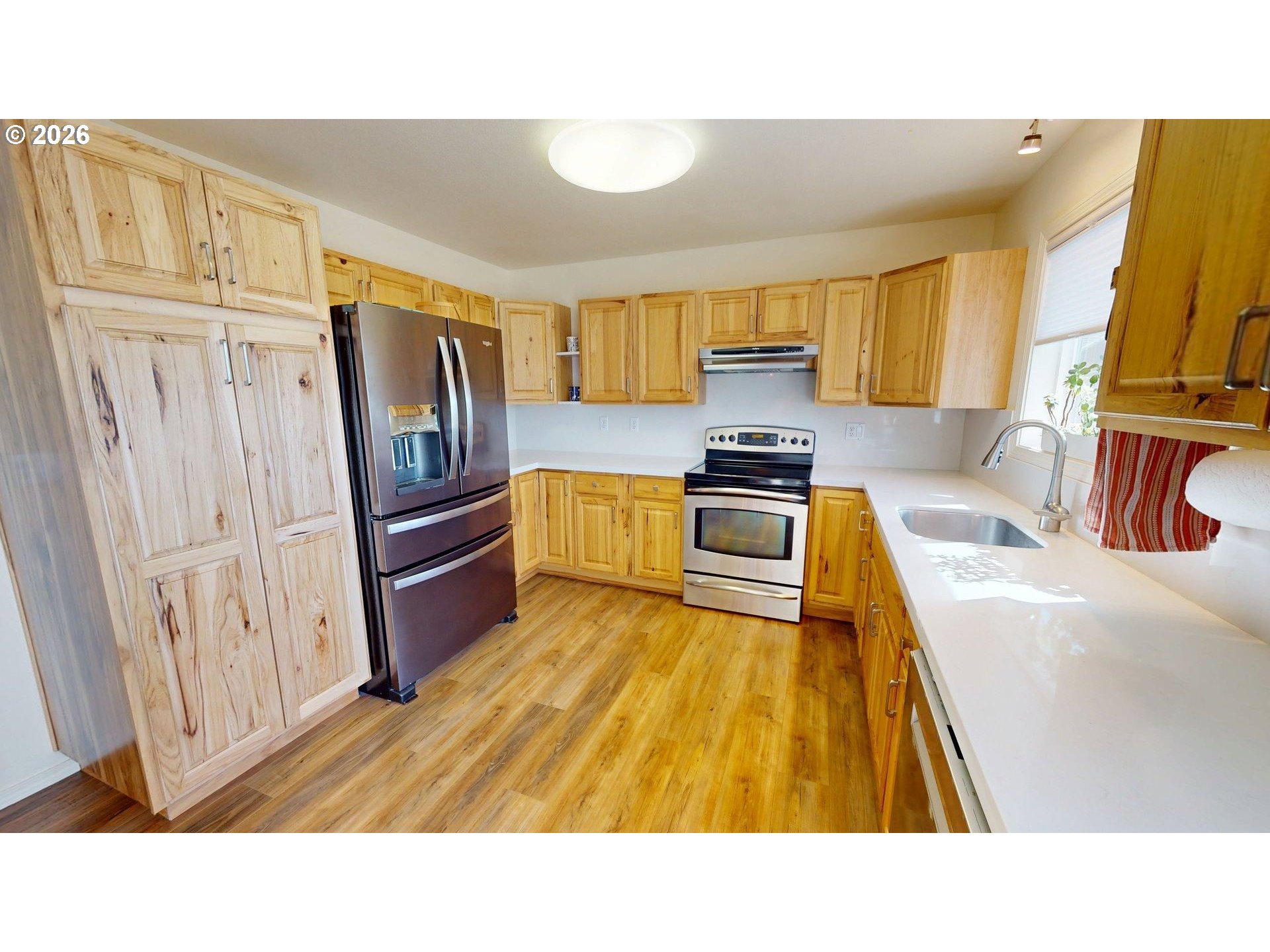 30404 HILLSIDE TER