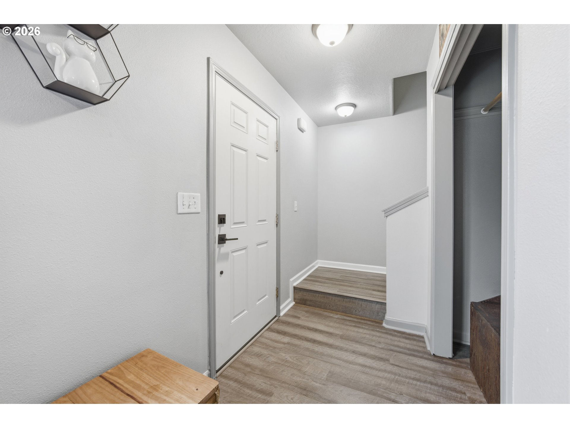 406 SUNSET CT