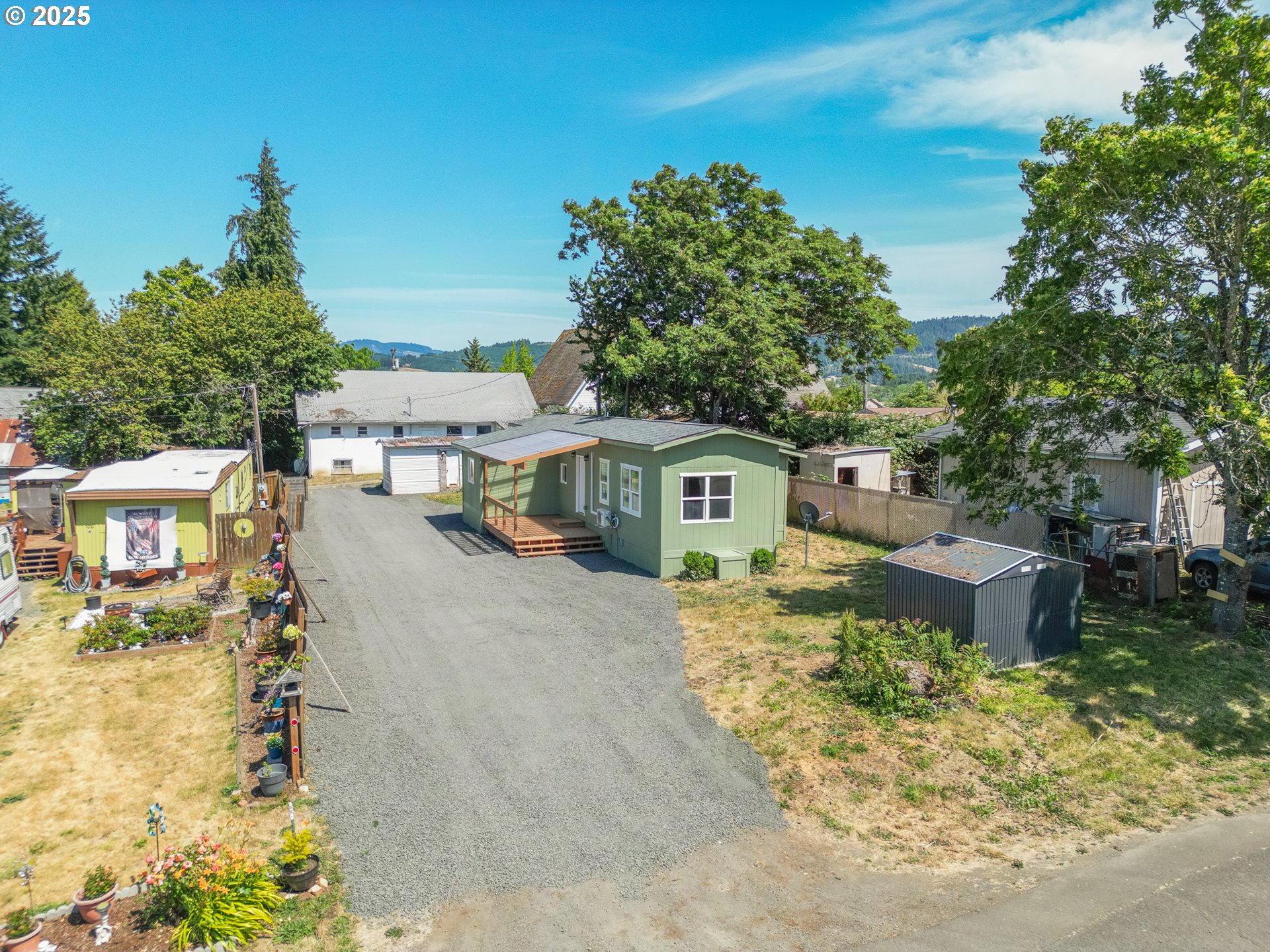 156 CEDAR ST
