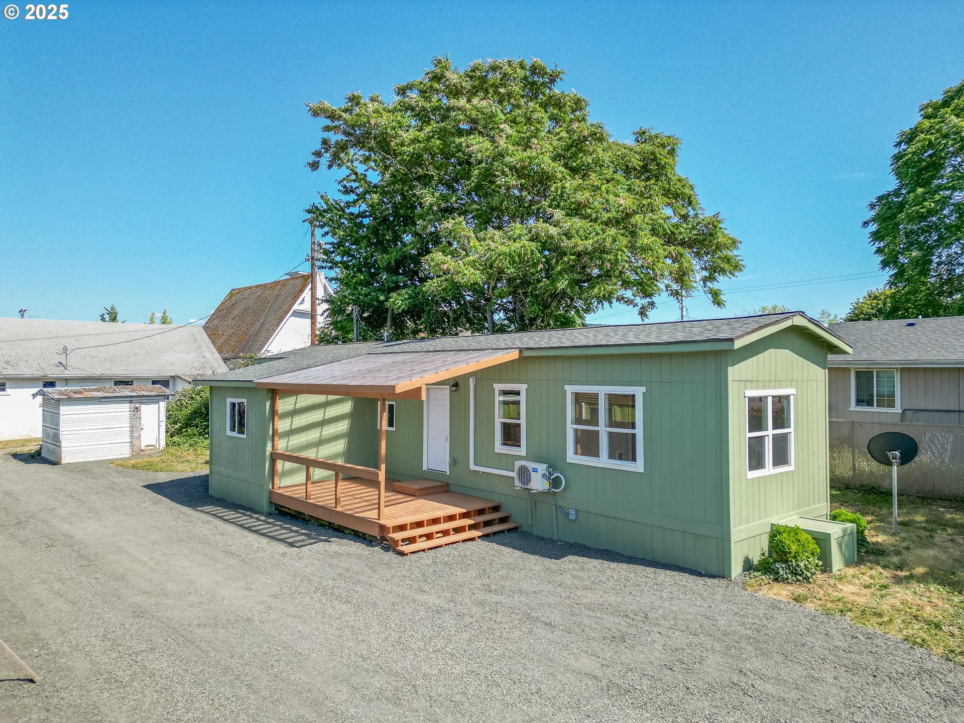 156 CEDAR ST