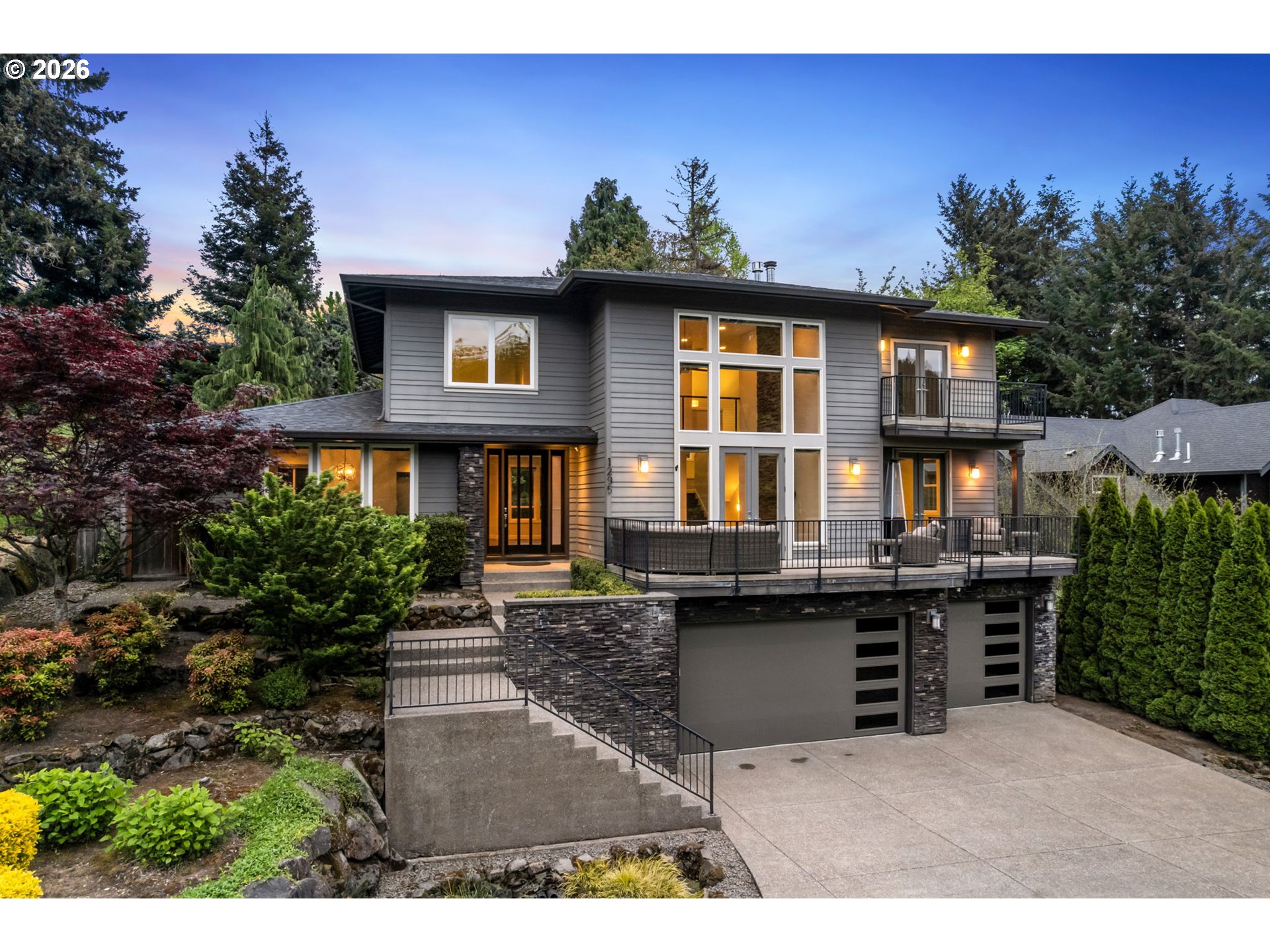 1295 EVAH LN