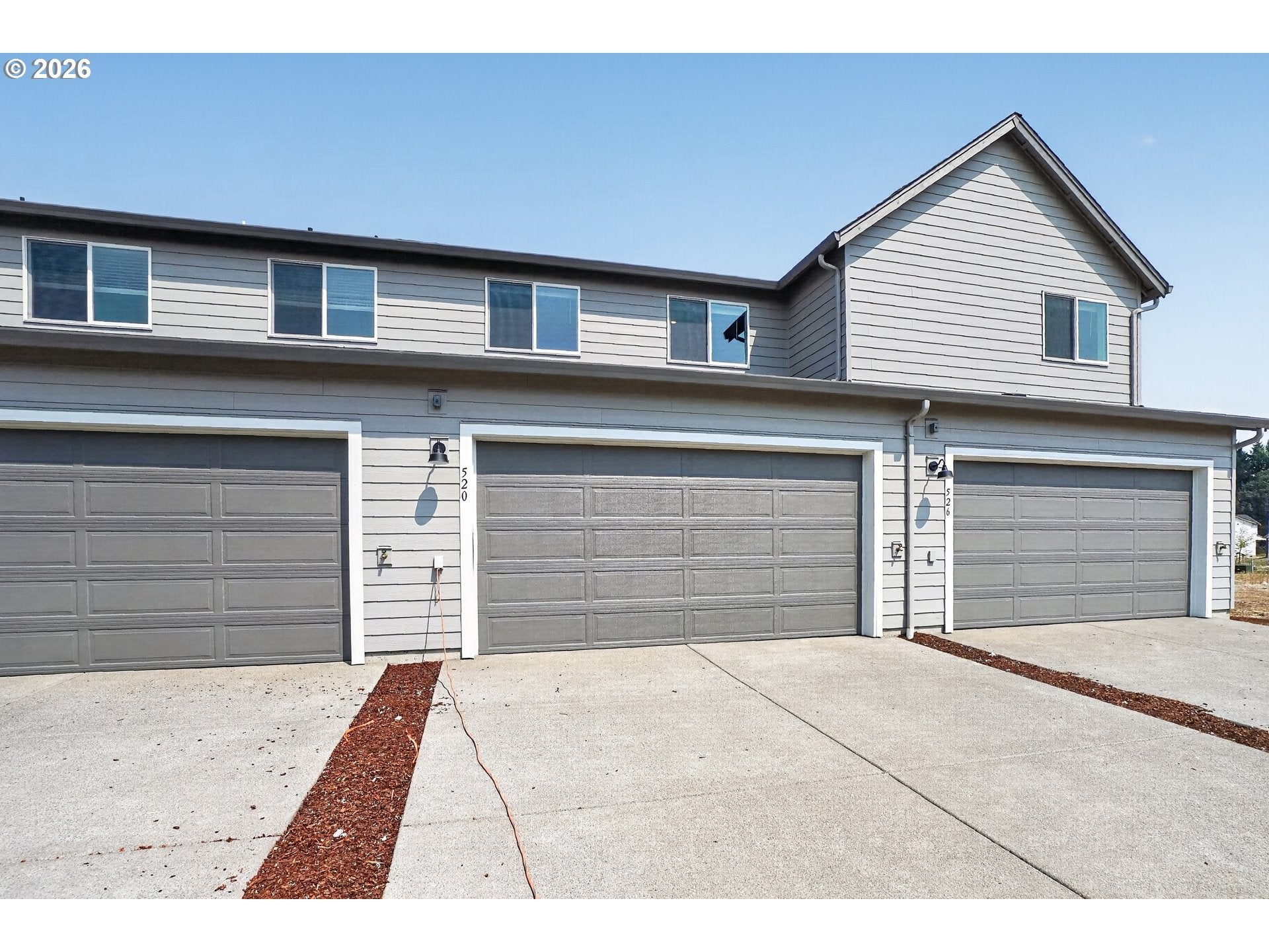 520 E Traverse RD