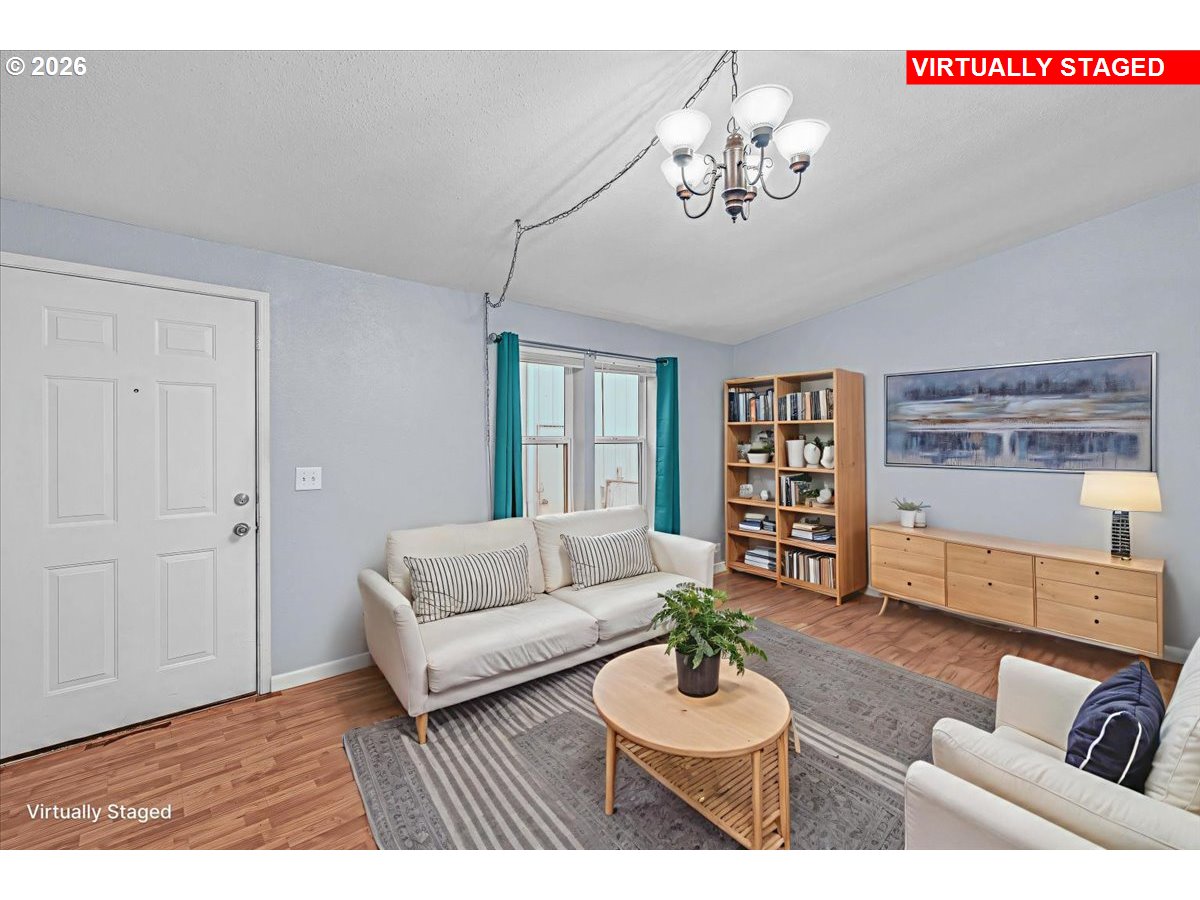 643 SE BROOKWOOD AVE